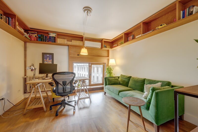 Academiei nr. 9, ultracentral, apartament spectaculos cu terasa de 87 mp.