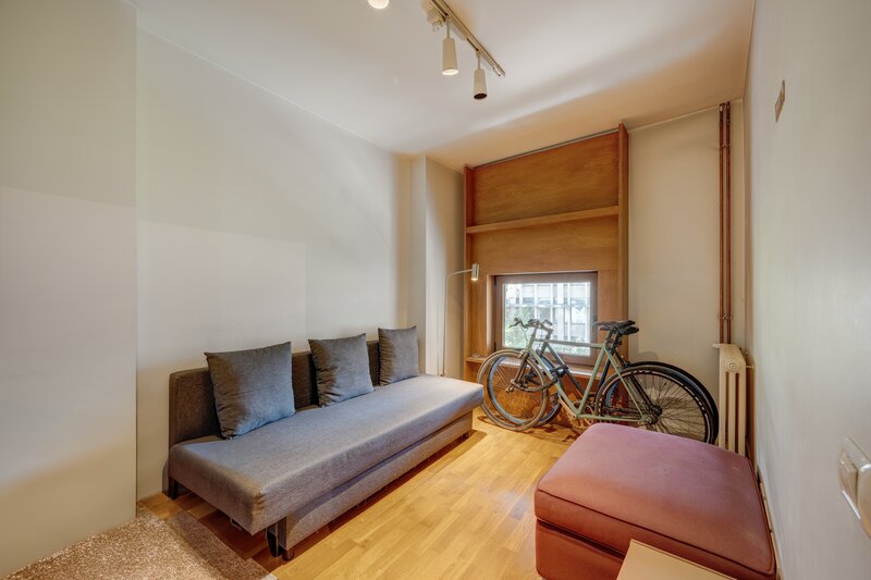 Academiei nr. 9, ultracentral, apartament spectaculos cu terasa de 87 mp.