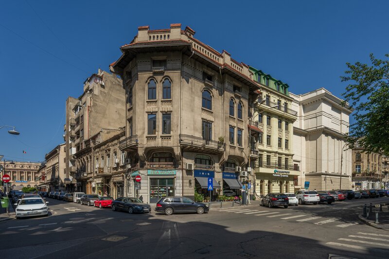Academiei nr. 9, ultracentral, apartament spectaculos cu terasa de 87 mp.